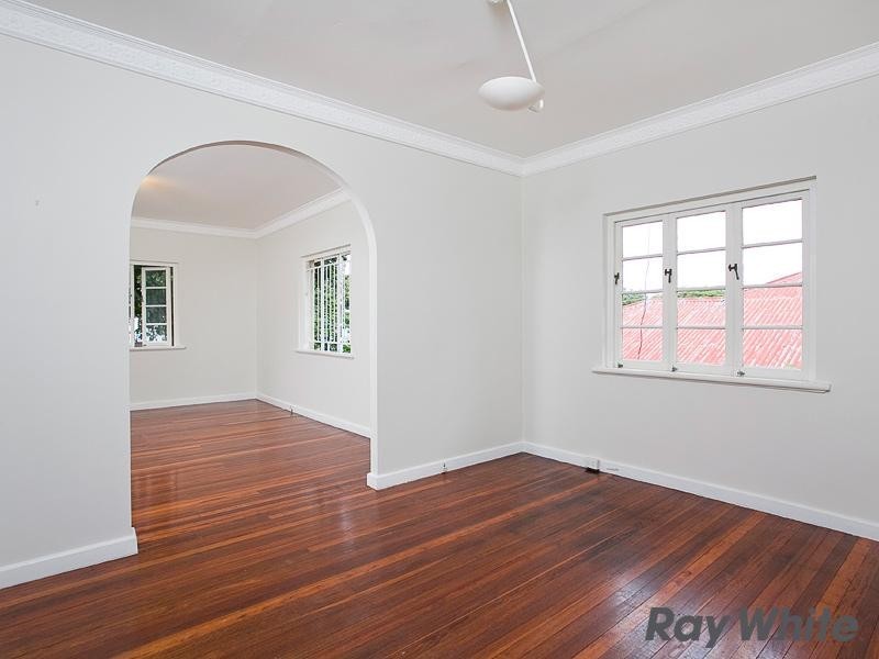 18 Oakwal Terrace, Windsor QLD 4030