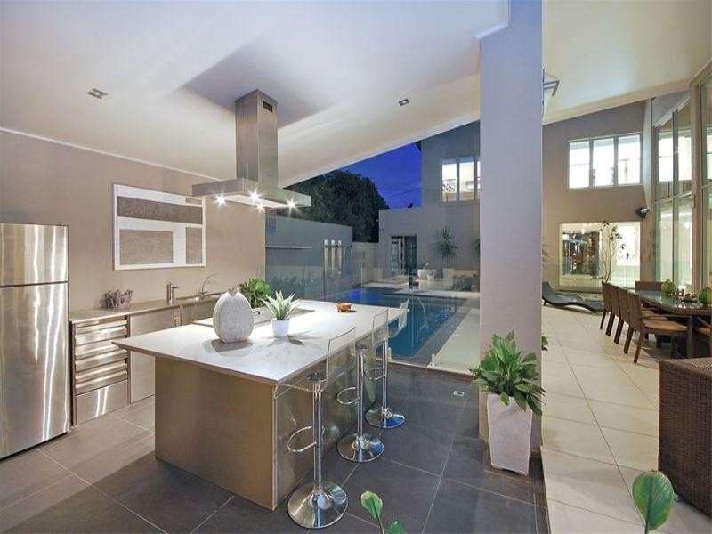 62 Liverpool Road, Clayfield QLD 4011