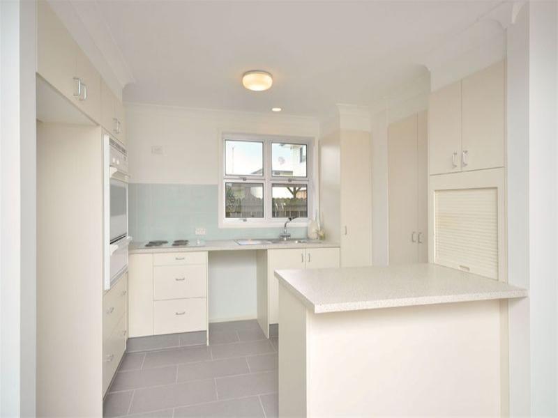 8 Roseleigh Street, Wooloowin QLD 4030