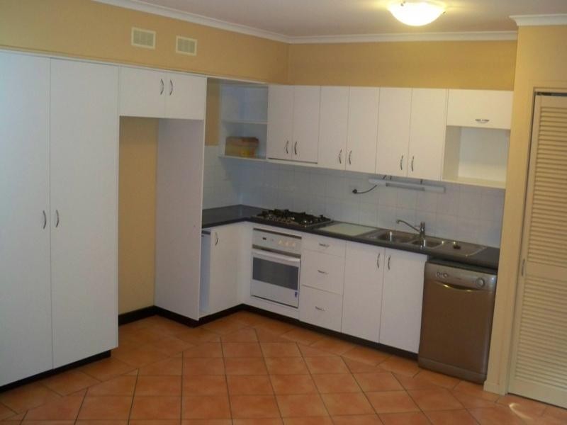 102A Lambert Street, Kangaroo Point QLD 4169