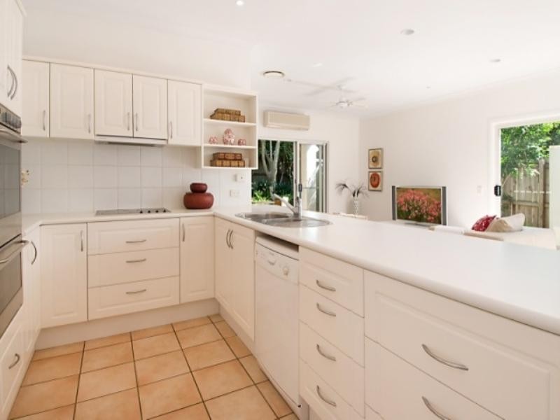 10 Best Street, Hendra QLD 4011