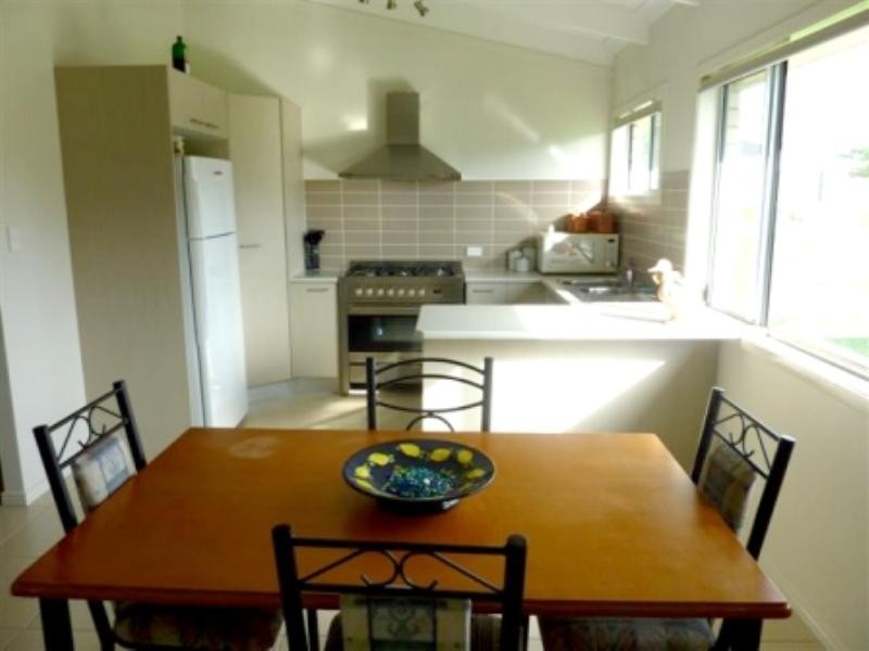 66 Weyers Road, Nudgee QLD 4014