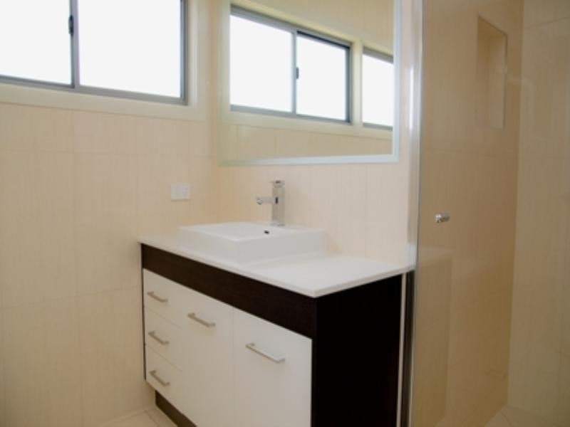 23 Raceview Avenue, Hendra QLD 4011