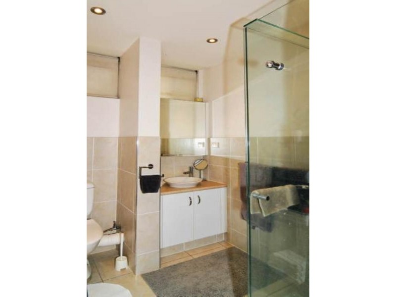 3/110 Kingsford Smith Drive, Hamilton QLD 4007