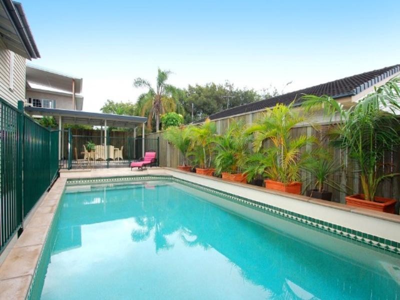 18 Jimbour Street, Wooloowin QLD 4030