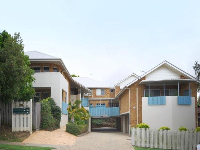 8/37 Erneton Street, Newmarket QLD 4051