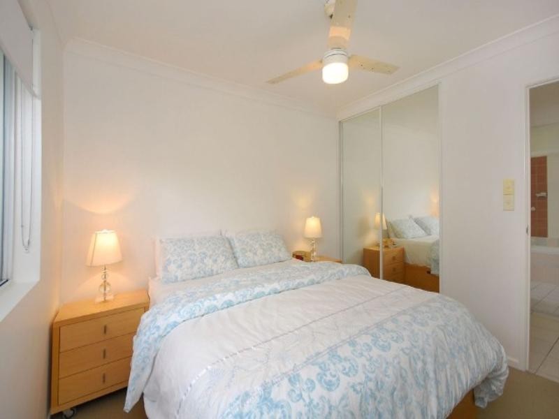 8/37 Erneton Street, Newmarket QLD 4051