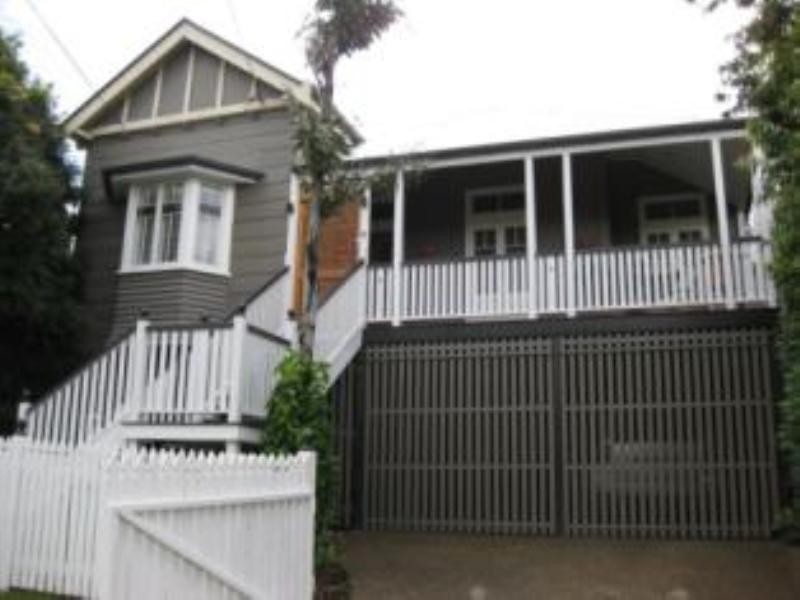 18 Storkey Street, Windsor QLD 4030