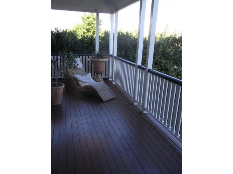 18 Storkey Street, Windsor QLD 4030