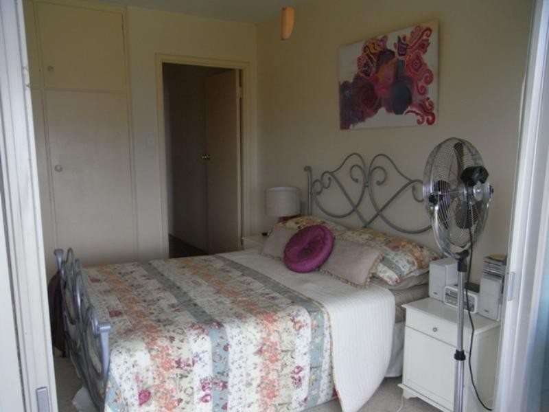 2/72 Markwell Street, Hamilton QLD 4007