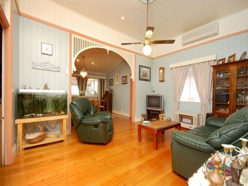 15 Adamson Street, Wooloowin QLD 4030