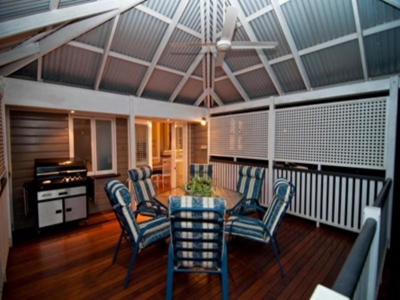 57 Kent Street, Hamilton QLD 4007