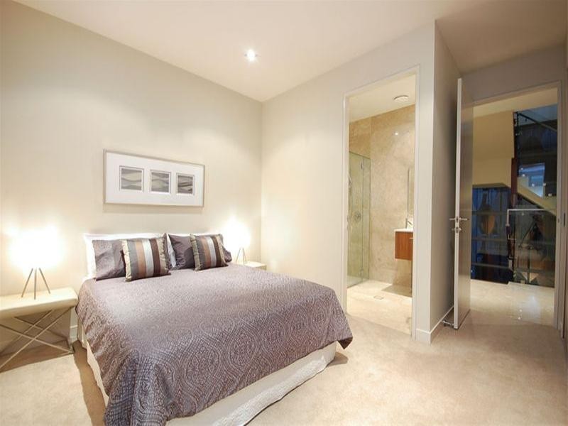 69 Queens Road, Hamilton QLD 4007