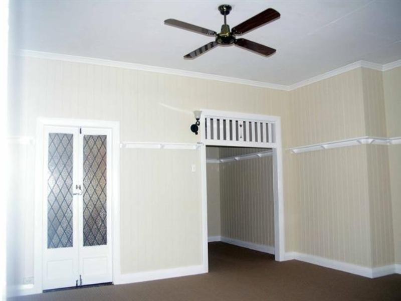 5 Crescent Road, Hamilton QLD 4007