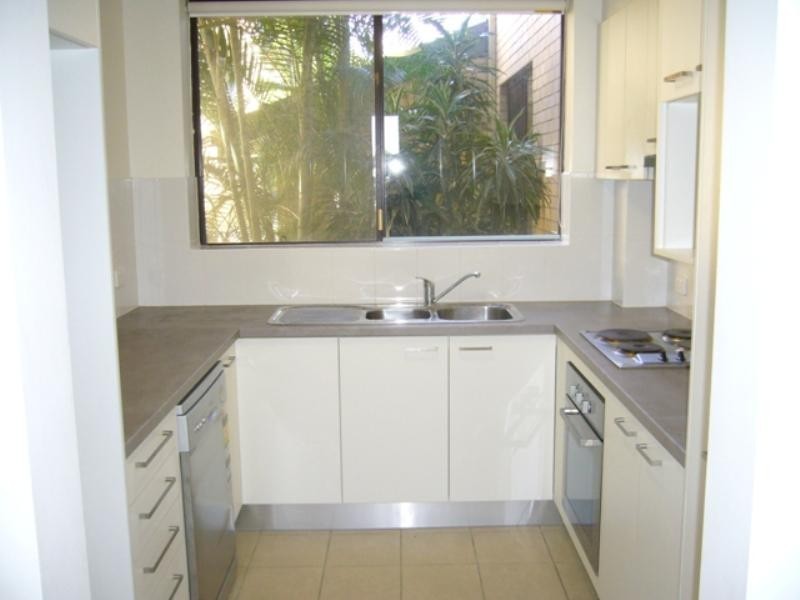 2/15 Junction Road, Clayfield QLD 4011