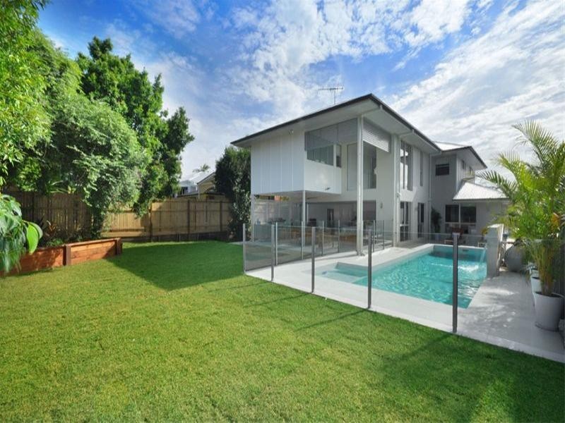 13 Moynihan Street, Ascot QLD 4007