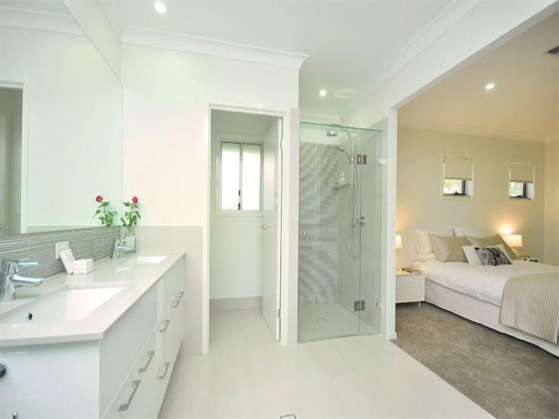 13 Moynihan Street, Ascot QLD 4007