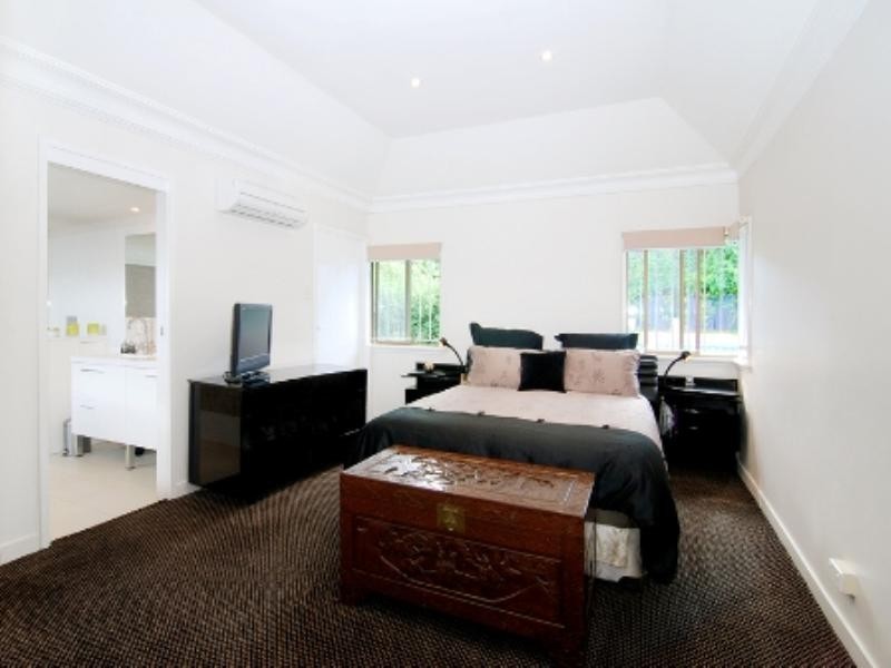 5 Quarry Street, Hamilton QLD 4007
