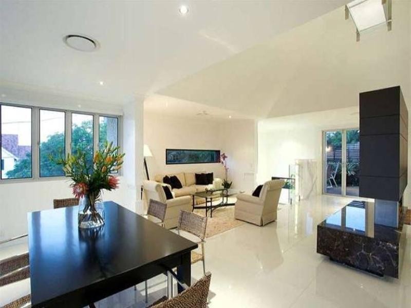 11 Killara Avenue, Hamilton QLD 4007