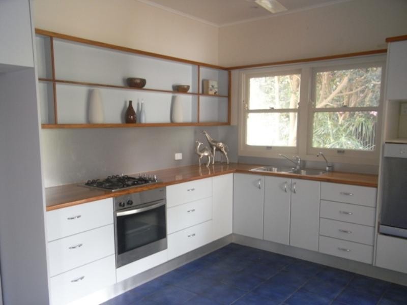 11 Inverness, Ascot QLD 4007