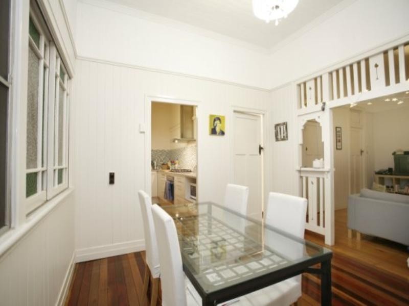 27 Rigby Street, Wooloowin QLD 4030