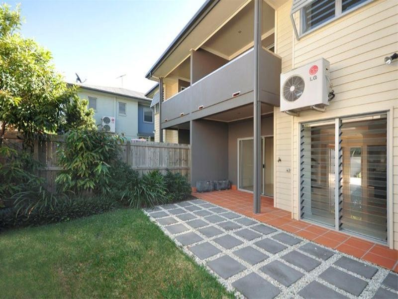 2/7 Hampden Street, Ascot QLD 4007