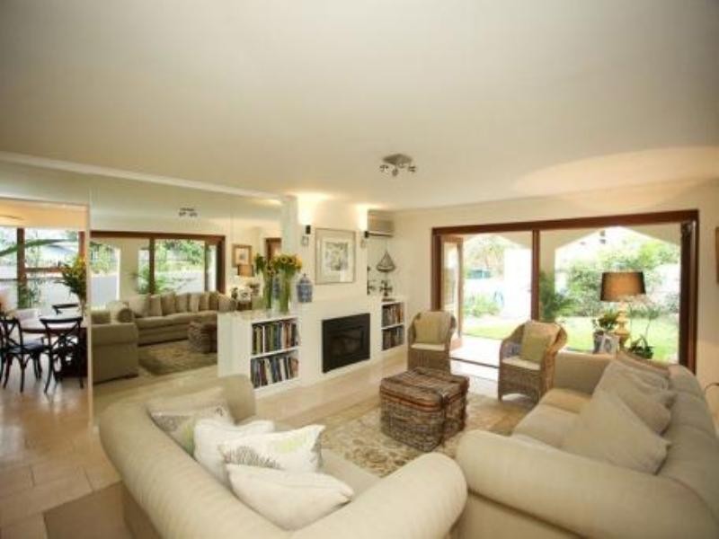 46 Windermere Road, Hamilton QLD 4007