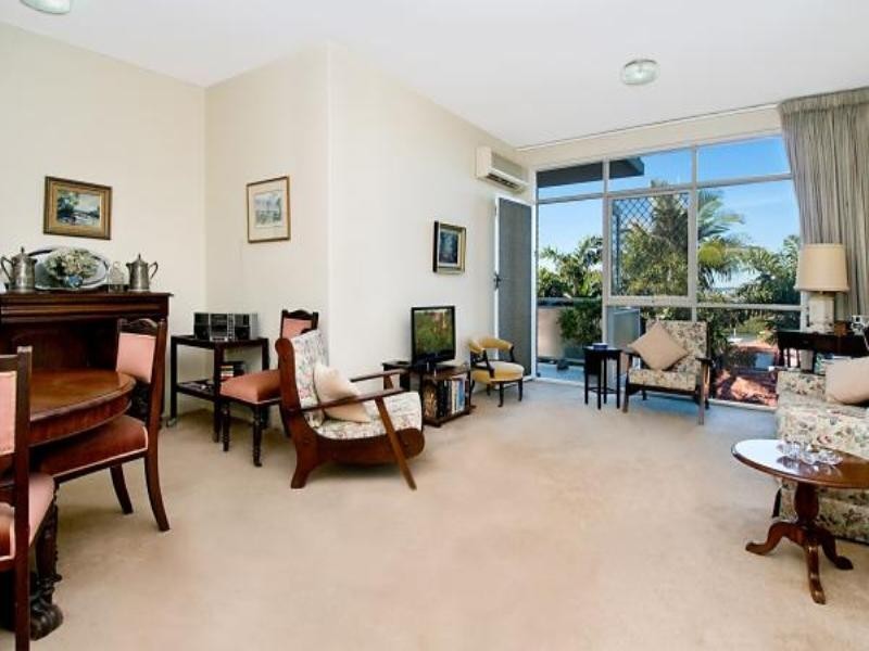 2/35 Langside Road, Hamilton QLD 4007