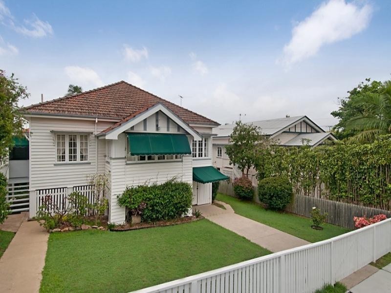 46 Creswick Street, Clayfield QLD 4011