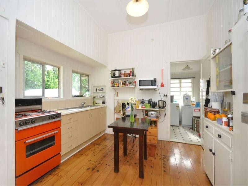 36 Hockings Street, Clayfield QLD 4011