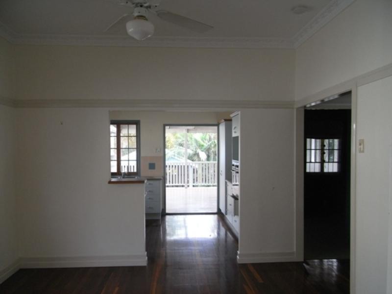 18 McIntyre Street, Hendra QLD 4011