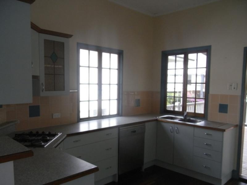 18 McIntyre Street, Hendra QLD 4011