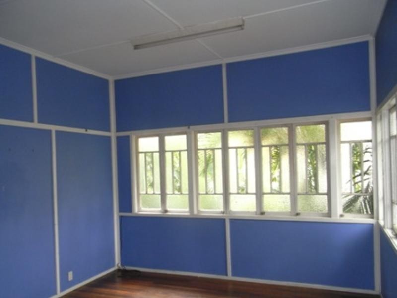 18 McIntyre Street, Hendra QLD 4011