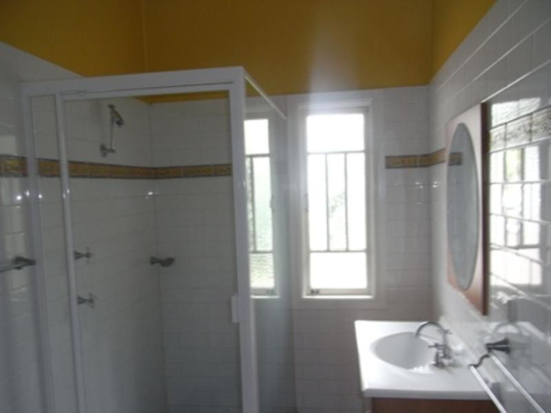 18 McIntyre Street, Hendra QLD 4011