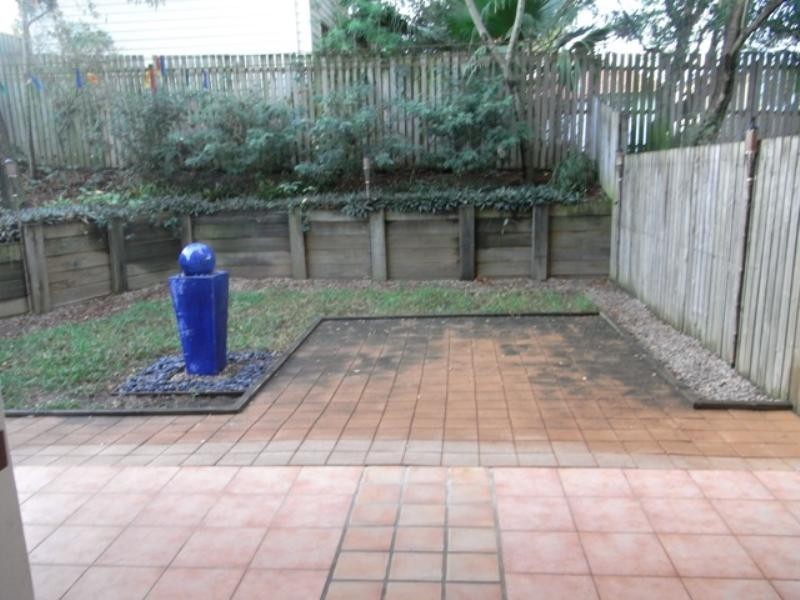 2/101 Junction Rd,, Clayfield QLD 4011