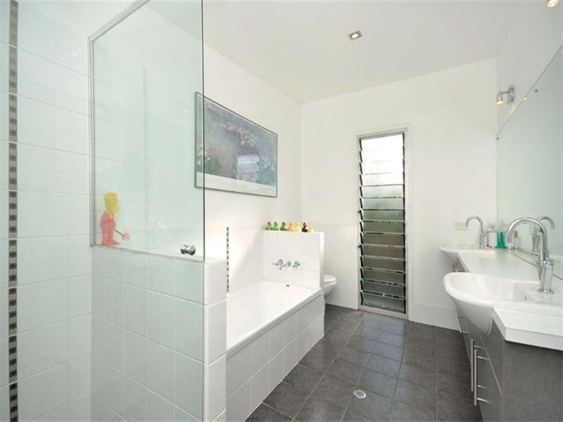 7 Beaufort Lane, Clayfield QLD 4011