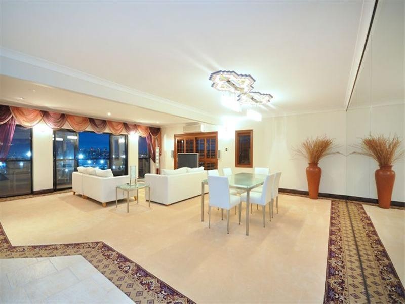 6 Comus Crescent, Ascot QLD 4007