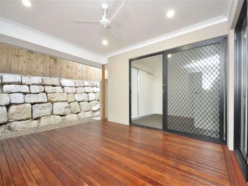 12 Adam Court, Kallangur QLD 4503