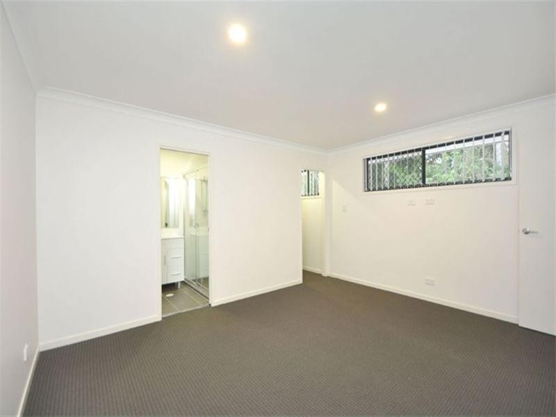 12 Adam Court, Kallangur QLD 4503