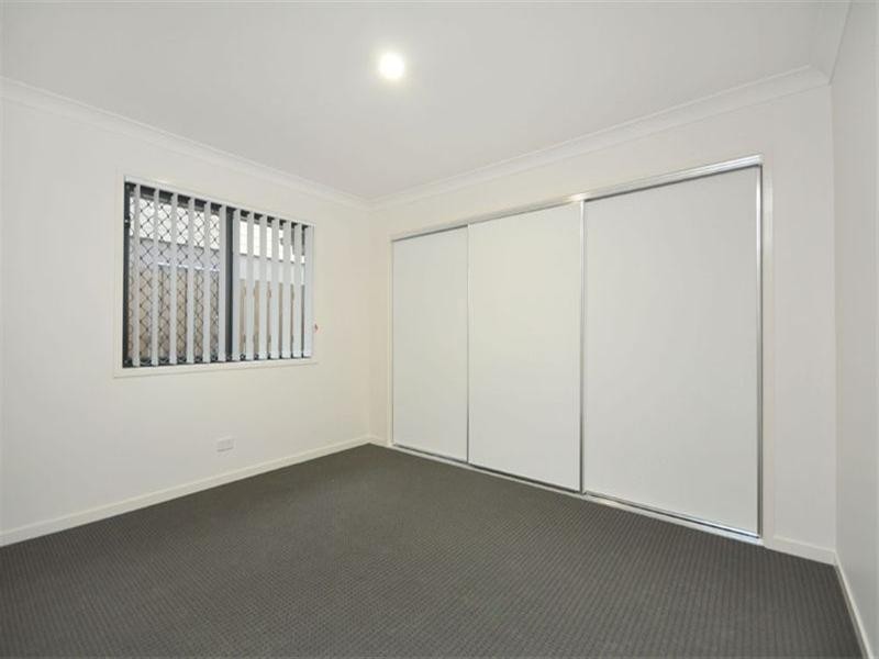 12 Adam Court, Kallangur QLD 4503