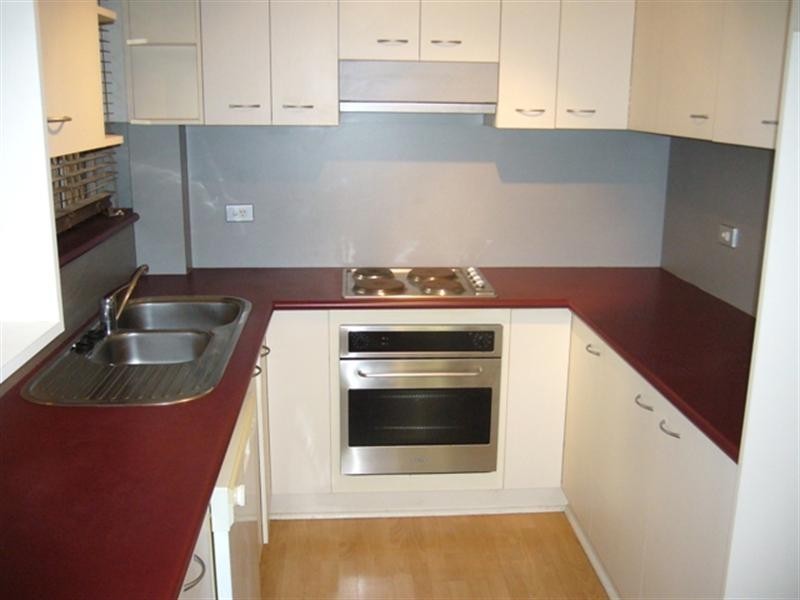 2/89 Nudgee Road, Hamilton QLD 4007