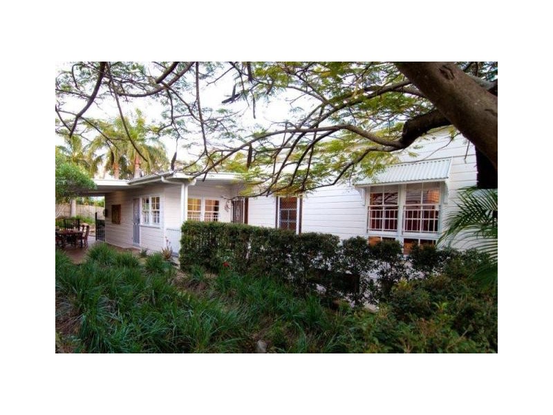 60 Morris Street, Wooloowin QLD 4030