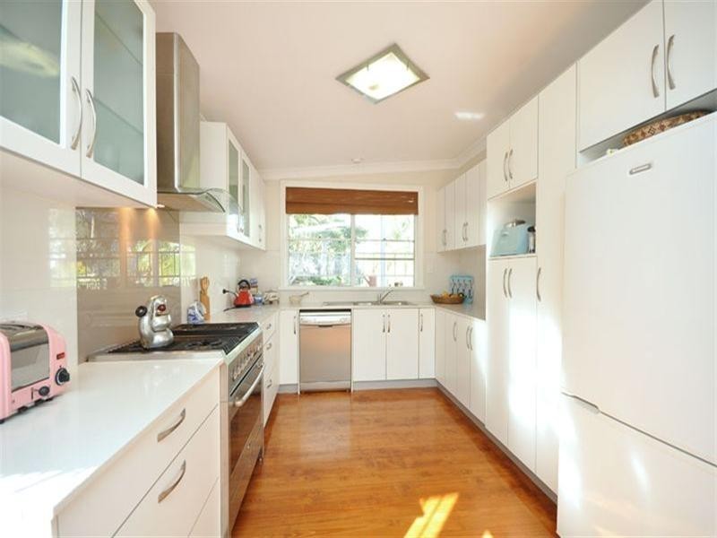 60 Morris Street, Wooloowin QLD 4030