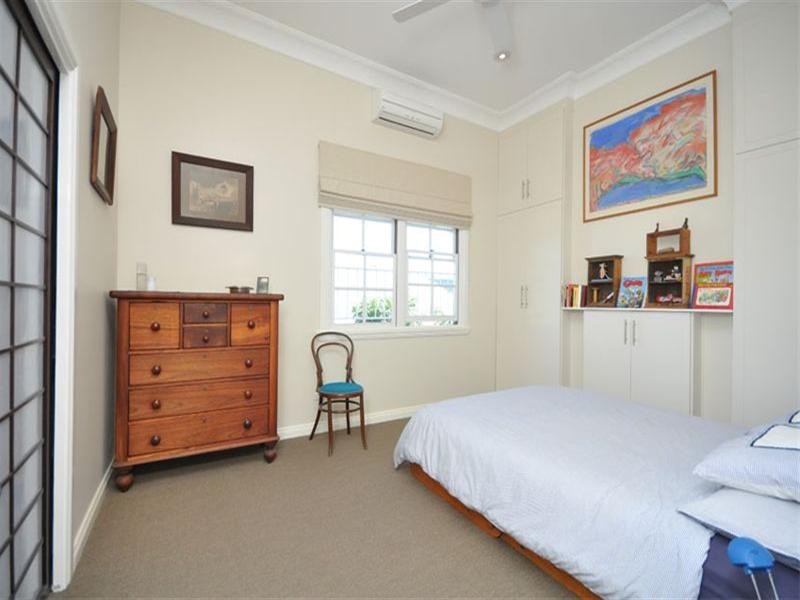 60 Morris Street, Wooloowin QLD 4030