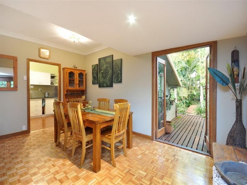 33 Parker Avenue, Northgate QLD 4013