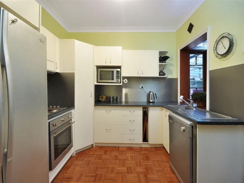 33 Parker Avenue, Northgate QLD 4013