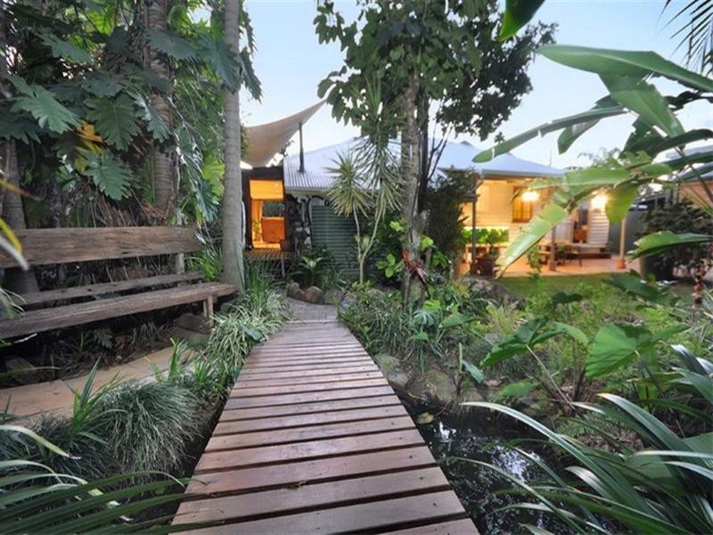 33 Parker Avenue, Northgate QLD 4013