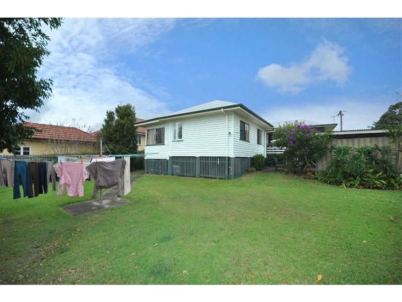 12 Hubbard Street, Wavell Heights QLD 4012