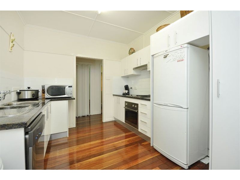 12 Hubbard Street, Wavell Heights QLD 4012