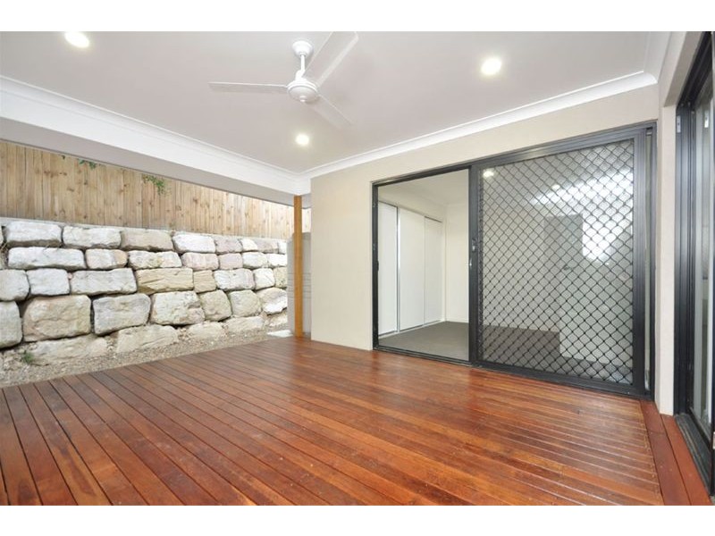 12 Adam Court, Kallangur QLD 4503